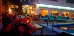  Hospedium Hotel Restaurant Travé  Фигерас